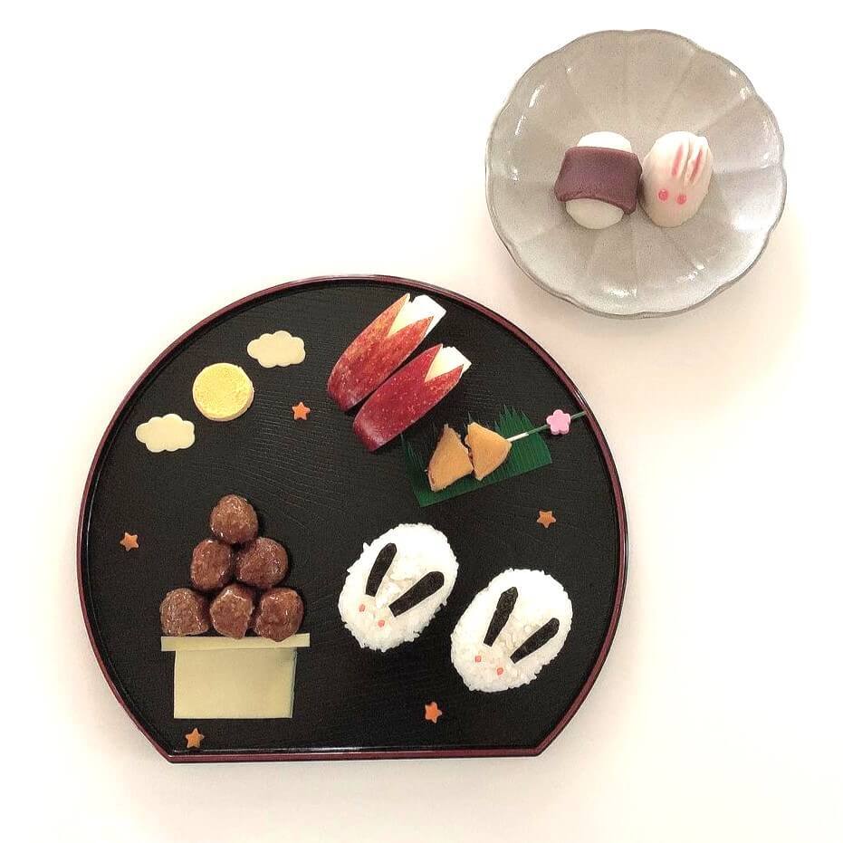 もうすぐ十五夜!「お月見ごはん」何食べる?うさぎカレー、お月見おにぎり、月見バーガー…センスが光るアイデア9選