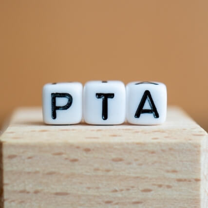 PTA副会長経験者が徹底解説!PTA役員の仕事内容・役員決めの方法や断り方!いちばんラクなのはどの役職!?