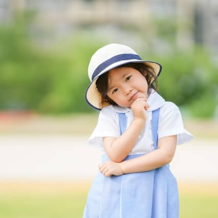 幼稚園の年少は何歳児クラス?年中・年長・満三歳児の入園年齢や入園にベストな時期を現役幼稚園ママが解説!