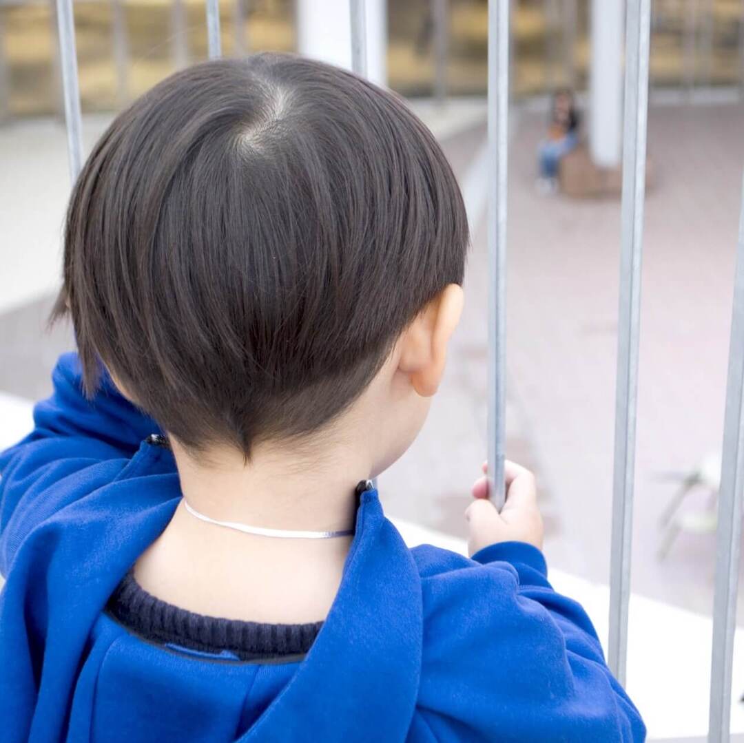 本当に聞いてる?叱ったり注意してもまるで上の空。人の話をきちんと聞ける子に育てるためには?