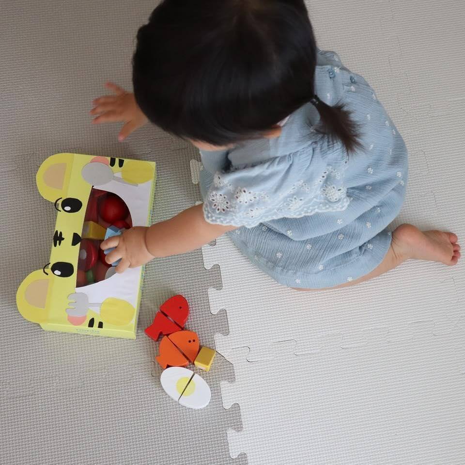 知育玩具も作れちゃう!?【ティッシュの空き箱】で作るおもちゃの簡単&楽しいアイデア5選