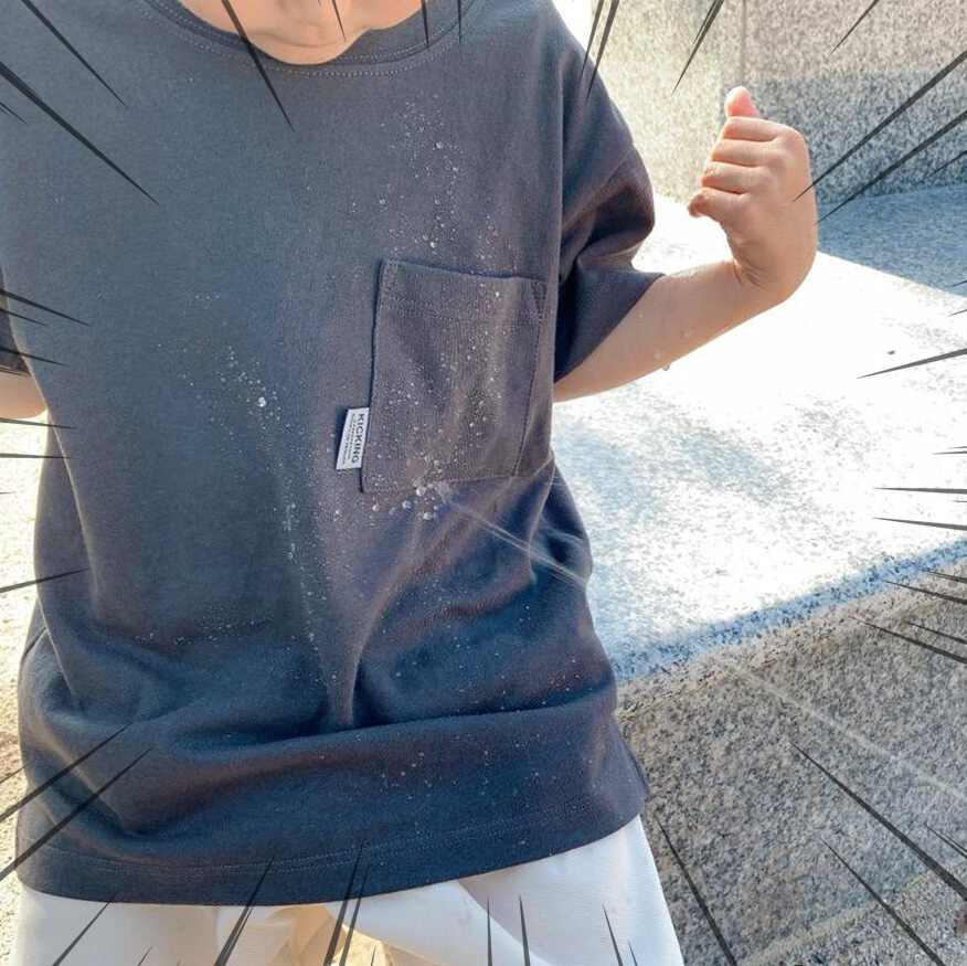 話題の【濡れないTシャツ】の優秀さに大感激♪水鉄砲で水をかけあってもノーダメージ!この夏大活躍の予感しかない♡