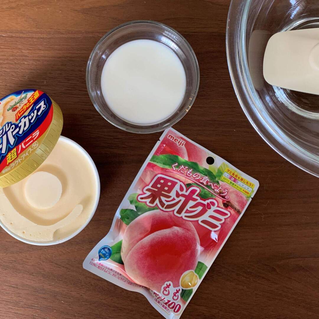 【超おいしい】グミ×バニラアイスで「超濃厚ムース」ができる!最高すぎてひと口食べた子どもの目の色が変わった!!