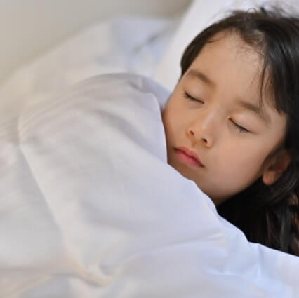 【効果絶大】子どもの寝かしつけに苦労しているママ・パパはぜひ試して!たちまち深い眠りに誘われる「北欧の寝かしつけ絵本」