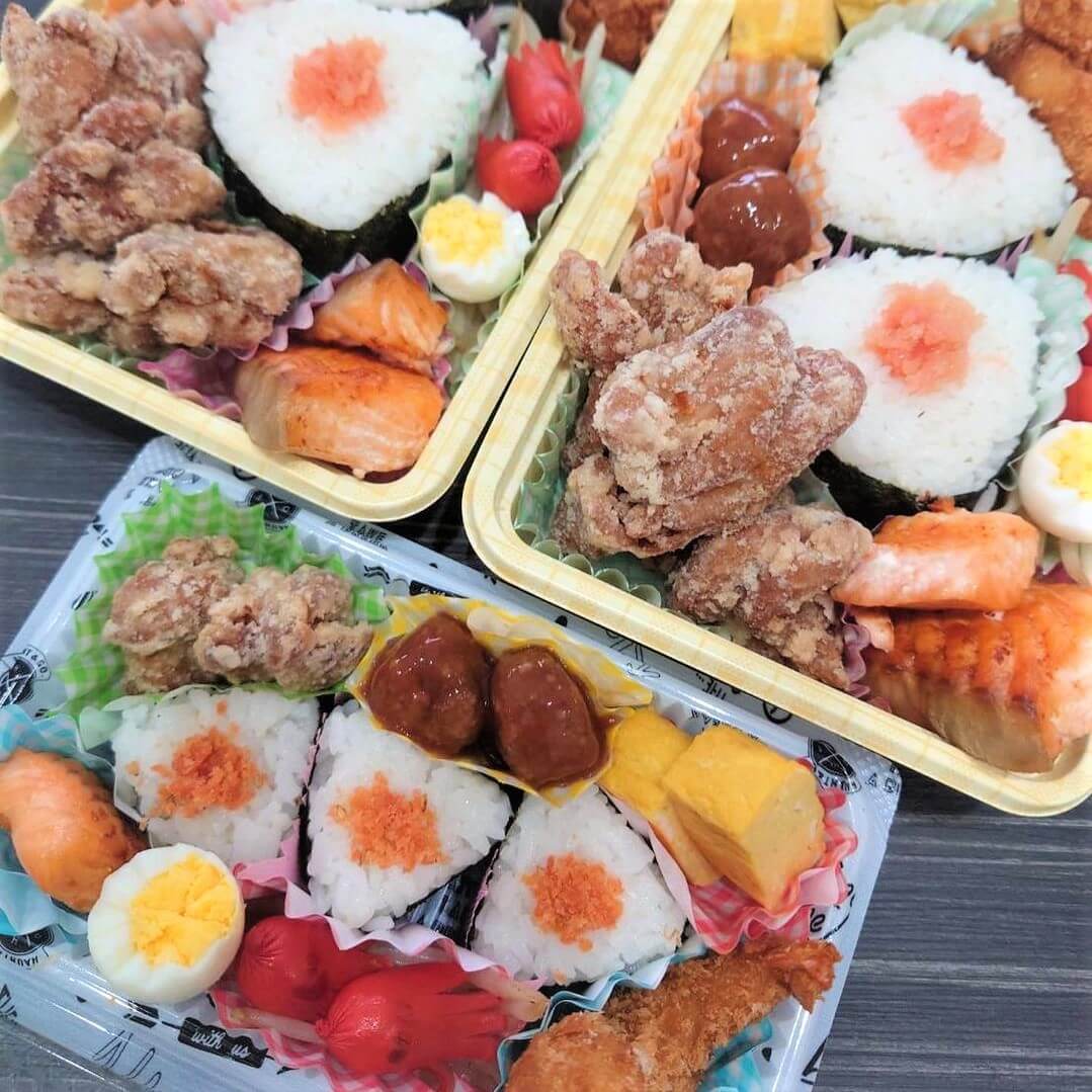 お弁当どうしよ~!まわりの目も気になる【おやこ遠足弁当】何を入れる?どう詰める?