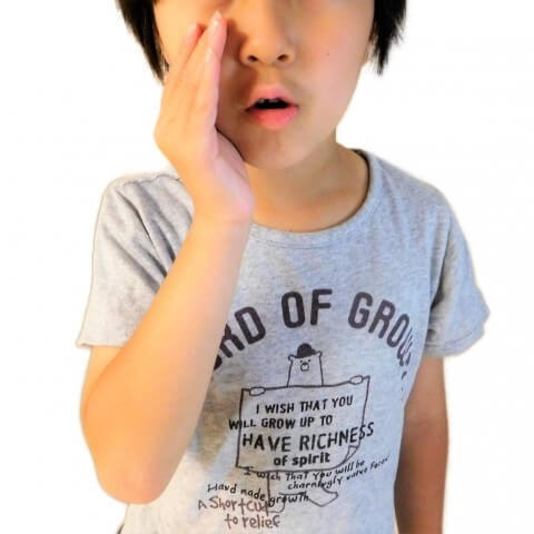 【保育士が解説】告げ口が多い子どもは正義感が強いだけ!?友だちによく注意をする、大人に言いつける子の気持ちを知ろう