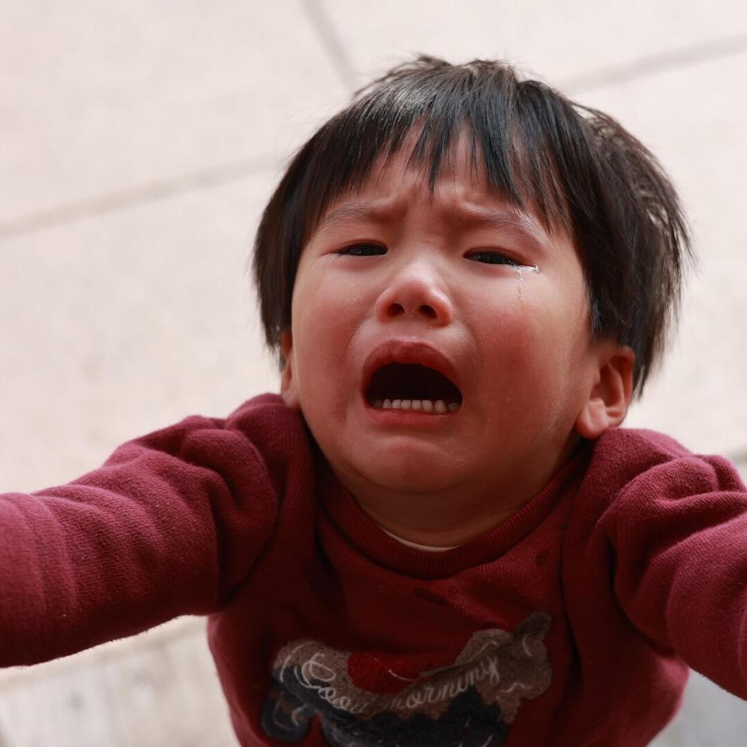 【三児の母が実践!】走り回る子どもたちがピタッと止まった!実用的すぎる保育士たちの「子育て神フレーズ」に感動