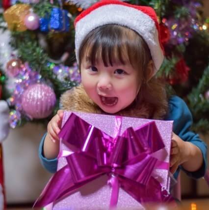 さまざまな事情でサンタが来ない子どもたちのために…誰でもできる「みんなでサンタクロースプロジェクト」をやってみよう!